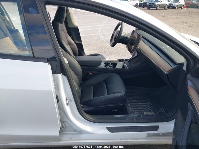 2023 TESLA MODEL 3 5YJ3E1EA0PF513296 Photo 4