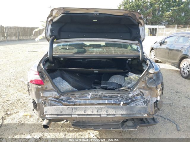 4T1B21HK8JU005290 Toyota Camry Hybrid Xle