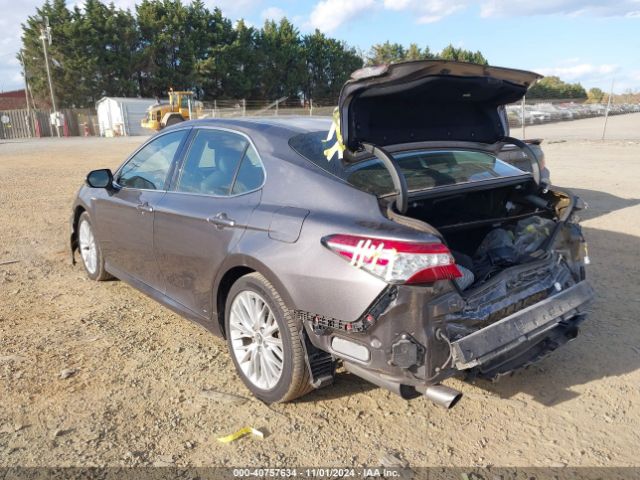 4T1B21HK8JU005290 Toyota Camry Hybrid Xle