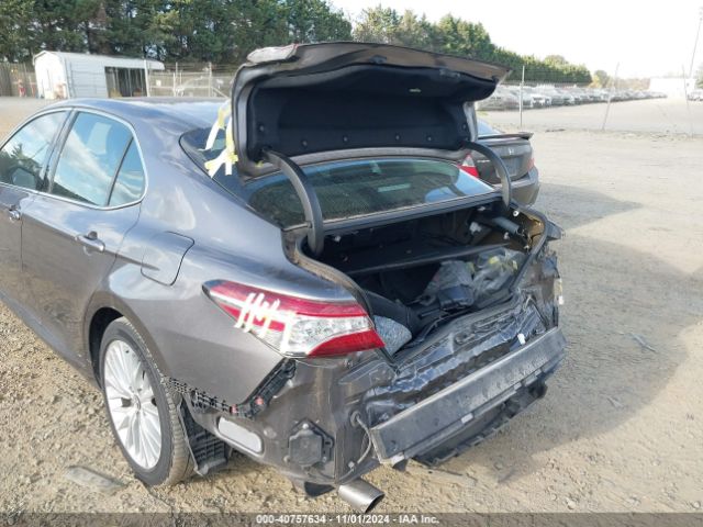 4T1B21HK8JU005290 Toyota Camry Hybrid Xle