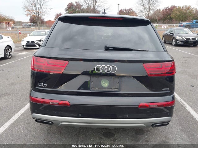 WA1LHAF75JD031457 Audi Q7 2.0t Premium