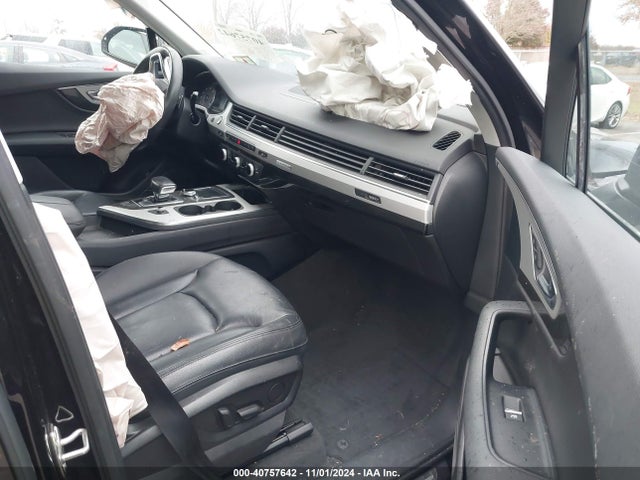WA1LHAF75JD031457 Audi Q7 2.0t Premium
