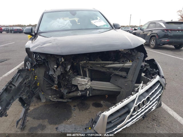 WA1LHAF75JD031457 Audi Q7 2.0t Premium