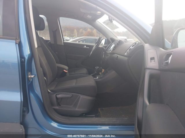 WVGBV7AX5HK049463 Volkswagen Tiguan 2.0t/2.0t S