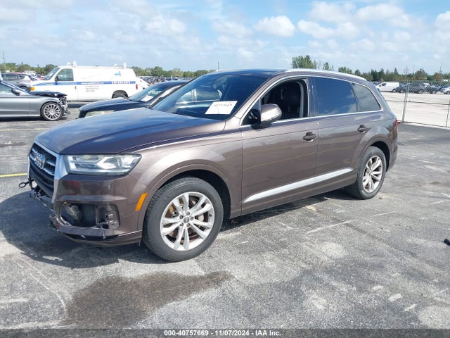 WA1LAAF75HD011661 Audi Q7 3.0t Premium