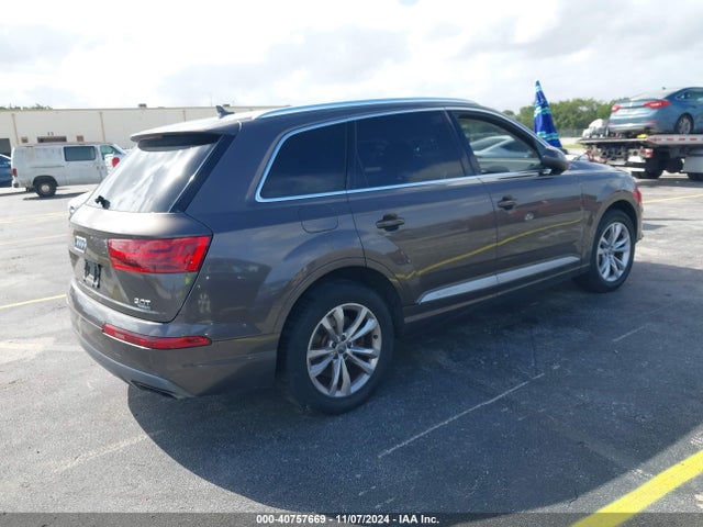 WA1LAAF75HD011661 Audi Q7 3.0t Premium