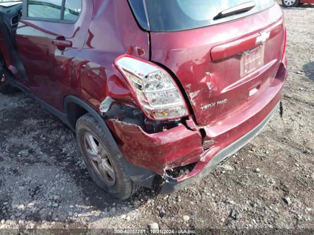 3GNCJNSB4HL231995 Chevrolet TRAX LS