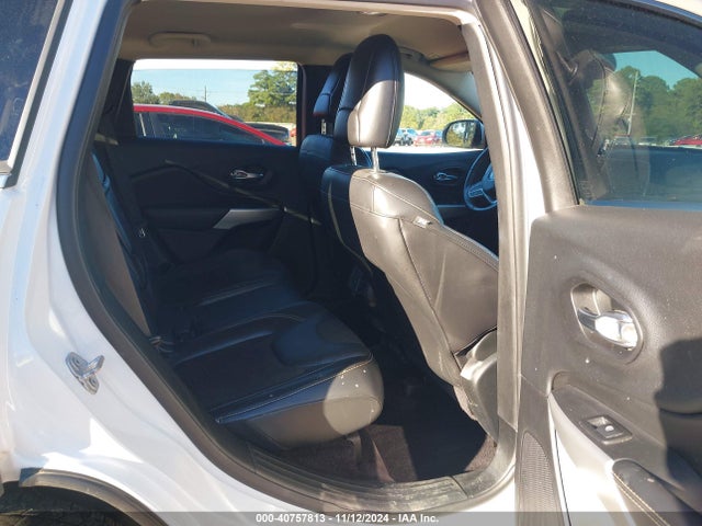 1C4PJLLX8JD511679 Jeep Cherokee Latitude Plus Fwd