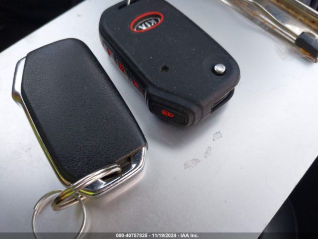 3KPF34AD9KE063859 KIA FORTE S