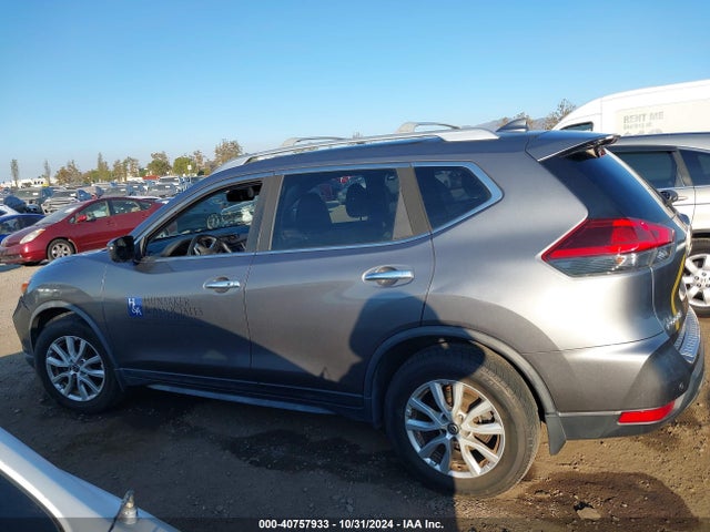 Nissan ROGUE SV 2019 JN8AT2MTXKW261331 Image 14