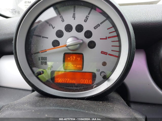 2008 MINI COOPER CLUBMAN WMWML33508TN66507 Photo 6