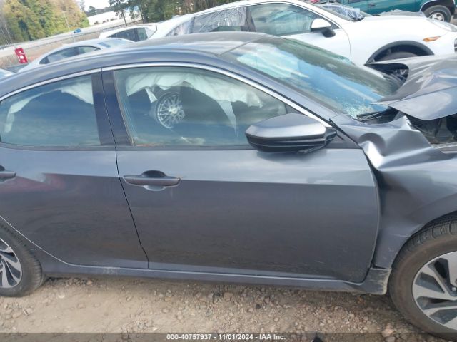 SHHFK7H20JU425593 Honda Civic Lx