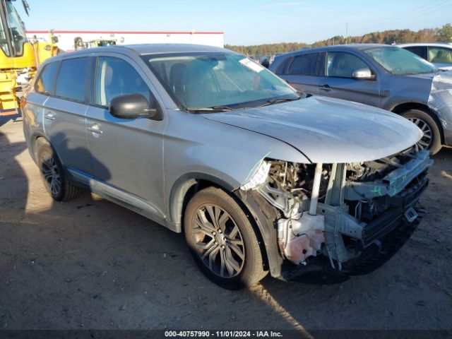 2018 MITSUBISHI OUTLANDER JA4AD2A31JZ054623 Photo 0