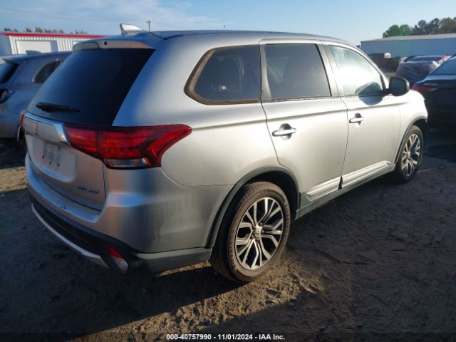 2018 MITSUBISHI OUTLANDER JA4AD2A31JZ054623 Photo 3