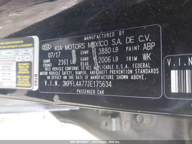KIA FORTE LX 2018 3KPFL4A77JE175634 Image 9