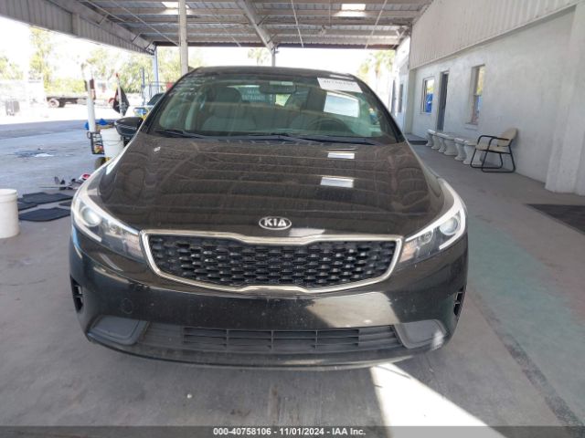 3KPFK4A7XHE125971 KIA FORTE LX