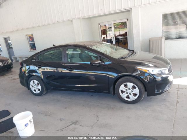 3KPFK4A7XHE125971 KIA FORTE LX