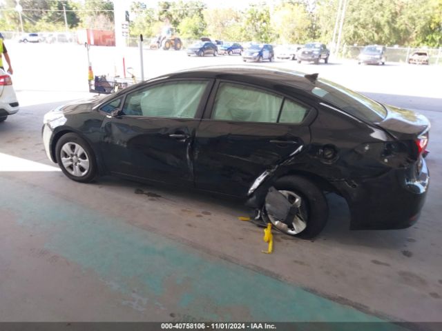 3KPFK4A7XHE125971 KIA FORTE LX