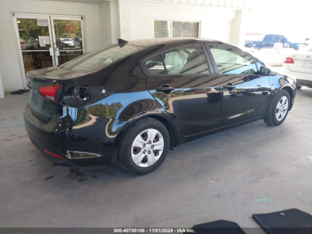 3KPFK4A7XHE125971 KIA FORTE LX