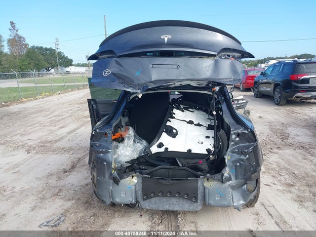 2024 TESLA MODEL Y 7SAYGDEF6RF022993 Photo 5