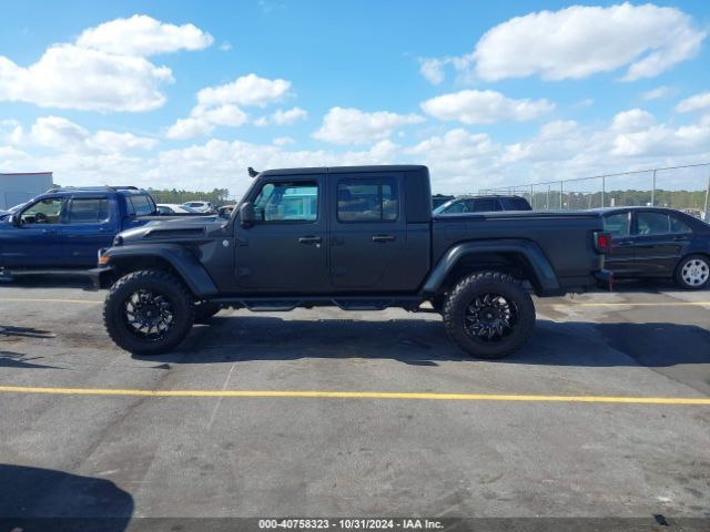 1C6HJTAG7LL199667 Jeep Gladiator Sport S 4x4