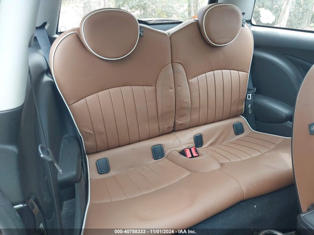2010 MINI COOPER S WMWMF7C56ATZ73476 Photo 7