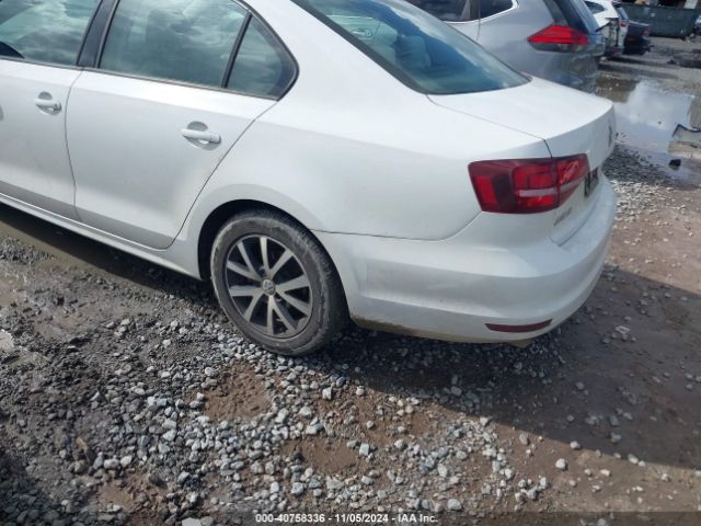 3VWD67AJ0GM330726 Volkswagen Jetta 1.4t Se