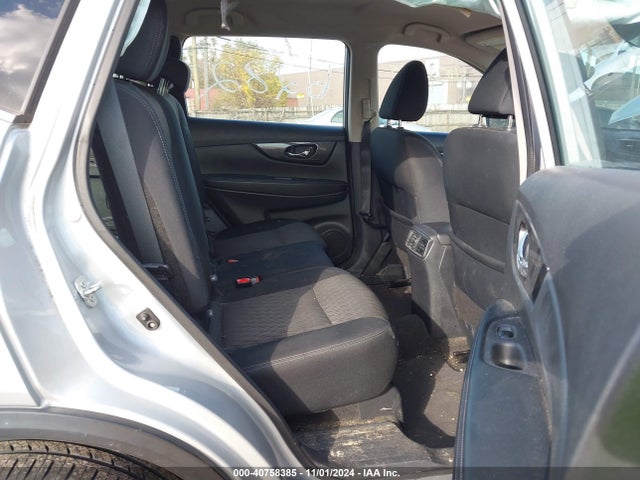 Nissan ROGUE S 2018 5N1AT2MVXJC756282 Image 8