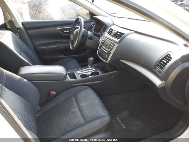 Nissan Altima 2.5 S 2017 1N4AL3AP1HC237153 Image 5