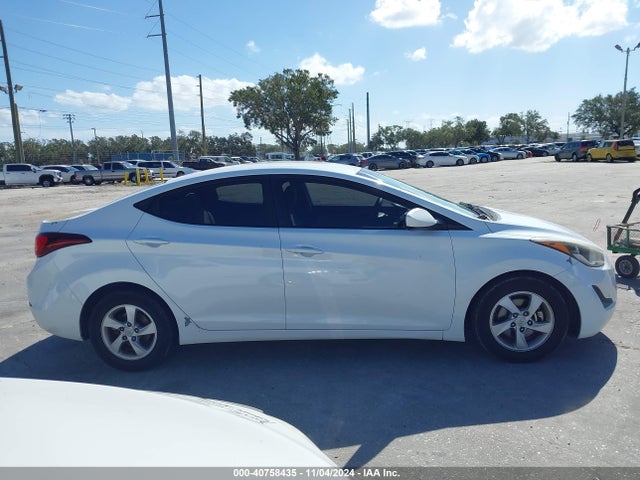 Hyundai ELANTRA SE 2015 5NPDH4AE2FH629136 Image 13