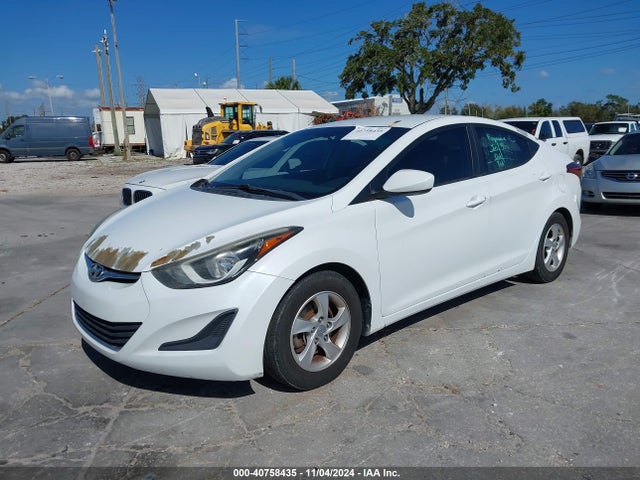 Hyundai ELANTRA SE 2015 5NPDH4AE2FH629136 Image 2