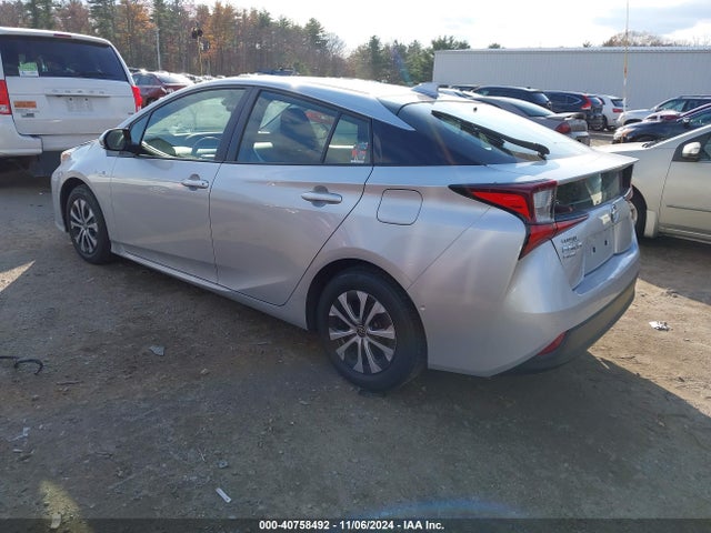 Toyota Prius Le Awd-e 2022 JTDL9MFU5N3034199 Image 3