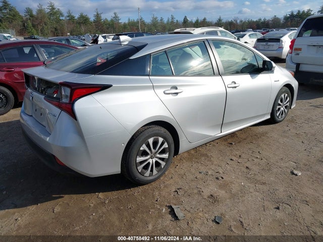 Toyota Prius Le Awd-e 2022 JTDL9MFU5N3034199 Image 4