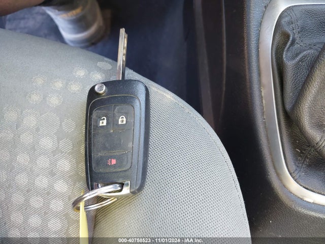 Chevrolet Sonic Ls Manual 2015 1G1JB5SH5F4127562 Image 11