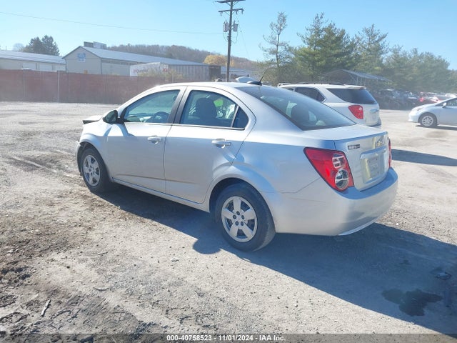 Chevrolet Sonic Ls Manual 2015 1G1JB5SH5F4127562 Image 3