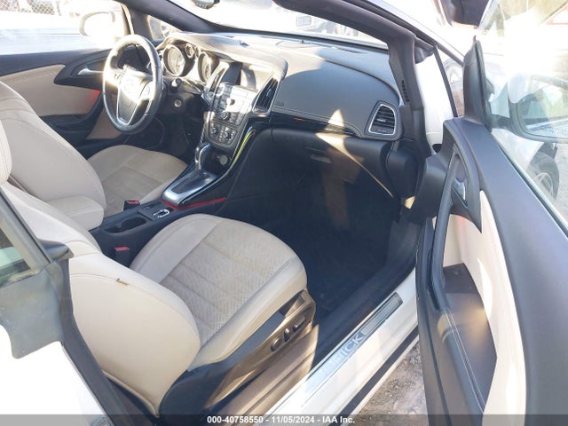 W04WT3N53GG114285 Buick Cascada Premium