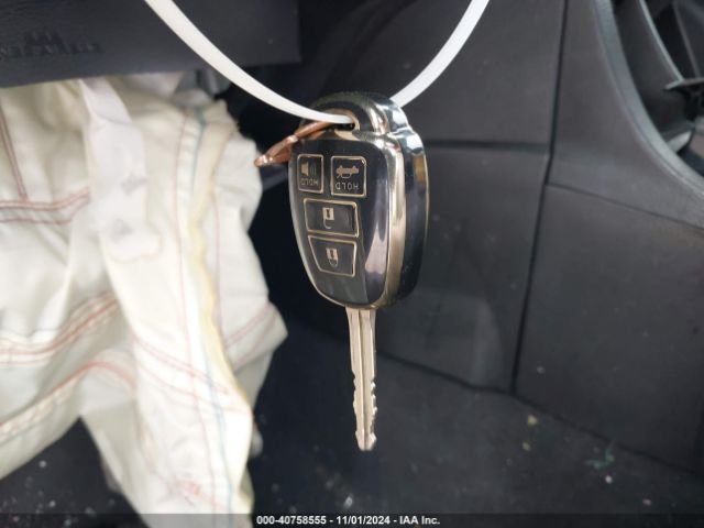 5YFBURHE4GP481064 Toyota COROLLA LE