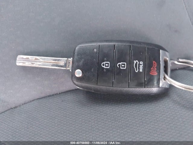 KIA Optima Lx 2015 KNAGM4A71F5557336 Image 11