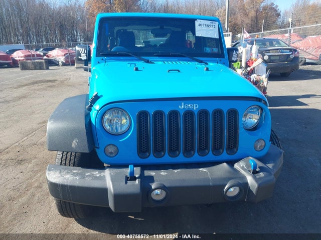 1C4AJWAG9HL748921 Jeep Wrangler Sport 4x4