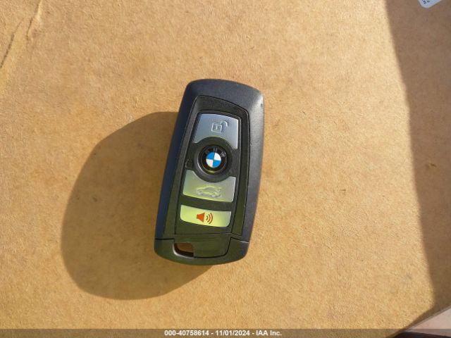 WBA8A3C35HA067090 BMW 320i Xdrive