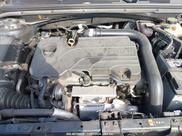 1G1ZD5ST6MF015677 Chevrolet Malibu Fwd Lt