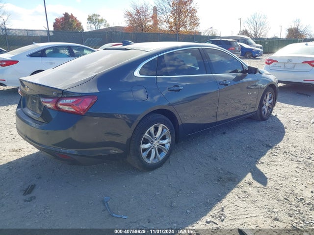 1G1ZD5ST6MF015677 Chevrolet Malibu Fwd Lt
