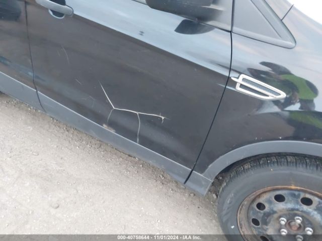 1FMCU0F75GUA16375 Ford ESCAPE S