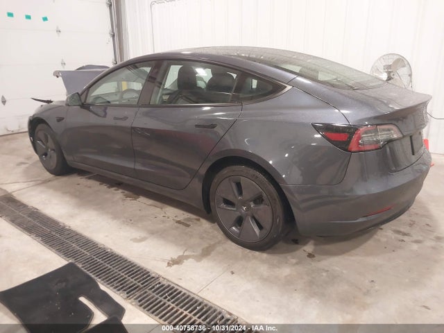 2022 TESLA MODEL 3 5YJ3E1EB3NF108765 Photo 2