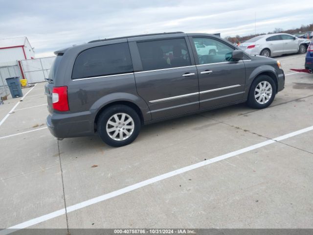 2C4RC1BG8FR610659 Chrysler Town & Country Touring
