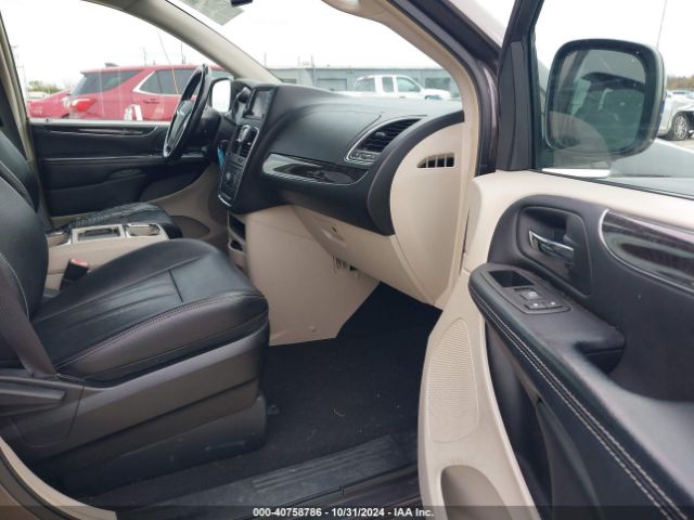 2C4RC1BG8FR610659 Chrysler Town & Country Touring