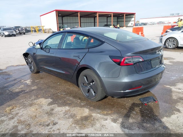 2023 TESLA MODEL 3 5YJ3E1EA5PF407992 Photo 2