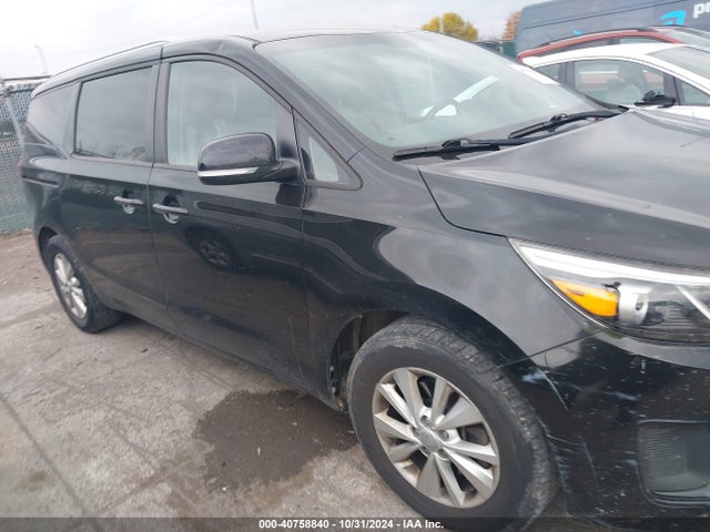 KIA SEDONA LX 2017 KNDMB5C15H6252736 Image 13