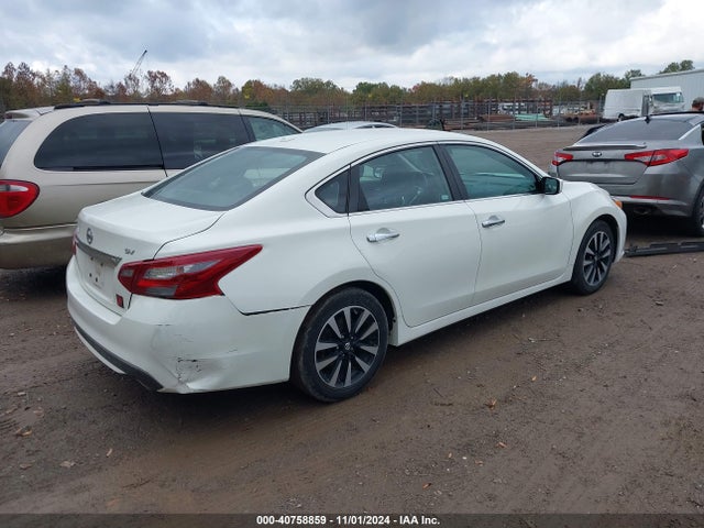 Nissan Altima 2.5 Sv 2018 1N4AL3AP4JC183000 Image 4