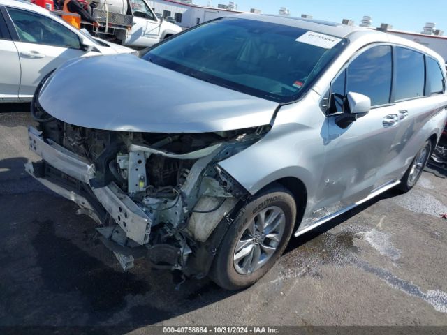 5TDYRKEC4MS010928 Toyota SIENNA XLE